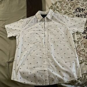Nautica White Casual Button Down Shirt with Geometric Print